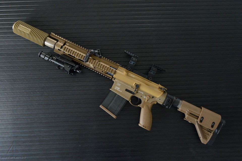 hk_wdg MR556, 416 Extended Windowed Handguard - RAL 8000