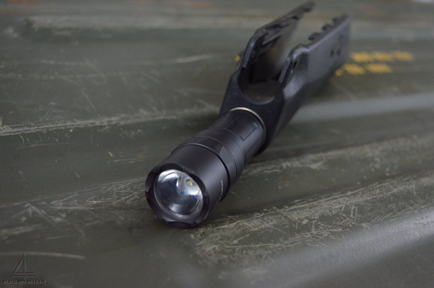 Surefire MP5 New Type Flashlight Foregrip/Handguard With LED